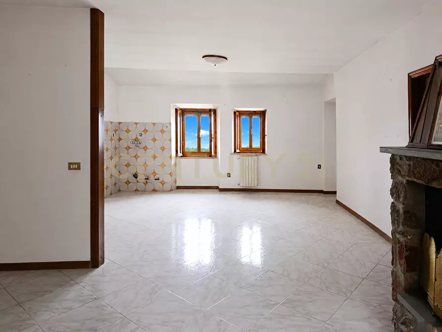 Immagine 11 di Pentalocale in vendita  in Via del Coro 47 a Piancastagnaio