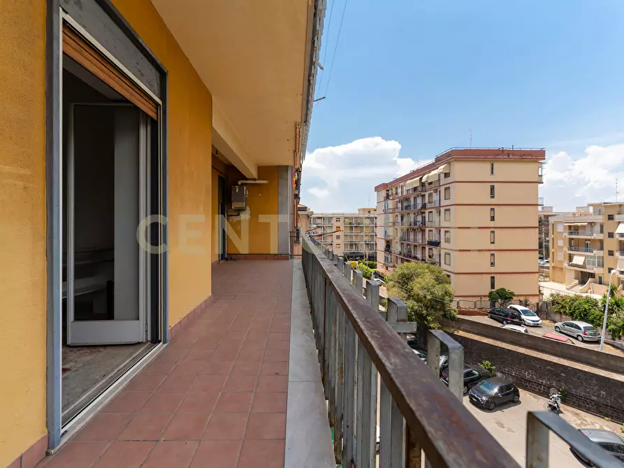 Immagine 26 di Quadrilocale in vendita  in Via Vincenzo Giuffrida 203 a Catania