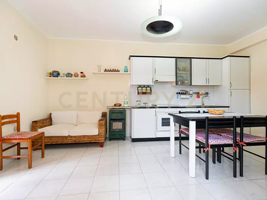 Immagine 24 di Porzione di casa in vendita  in Via Simone Neri 7 a Mascali