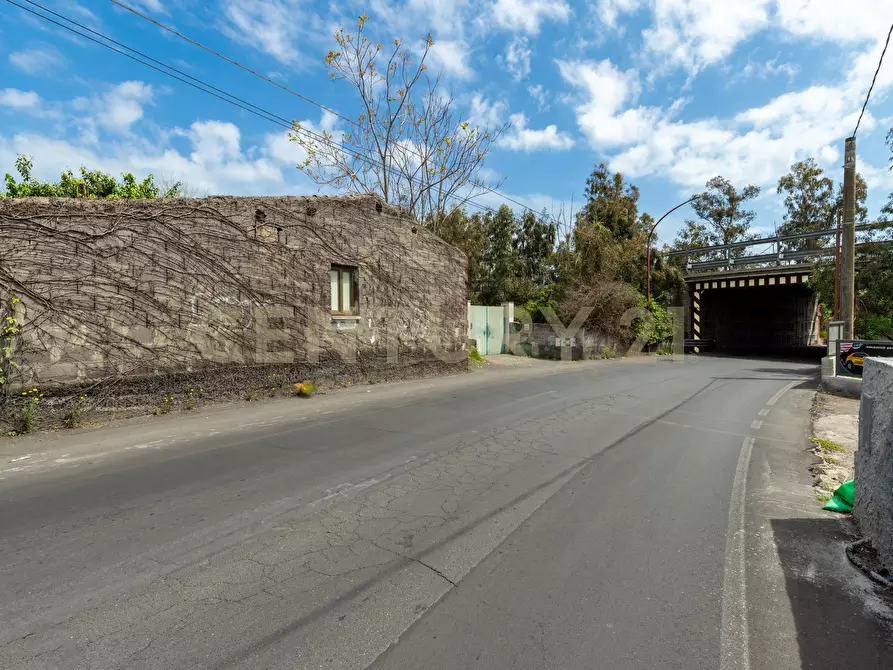 Immagine 2 di Terreno industriale in vendita  in Via dei Belfiore 4 a Valverde
