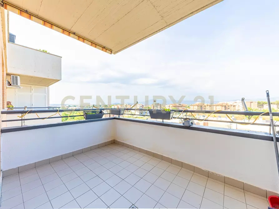 Immagine 34 di Bilocale in vendita  in Via Raffaello Liberti 163 a Roma