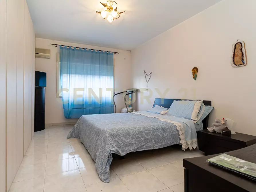 Immagine 17 di Quadrilocale in vendita  in Via Giolitti Giovanni SNC a Gravina Di Catania