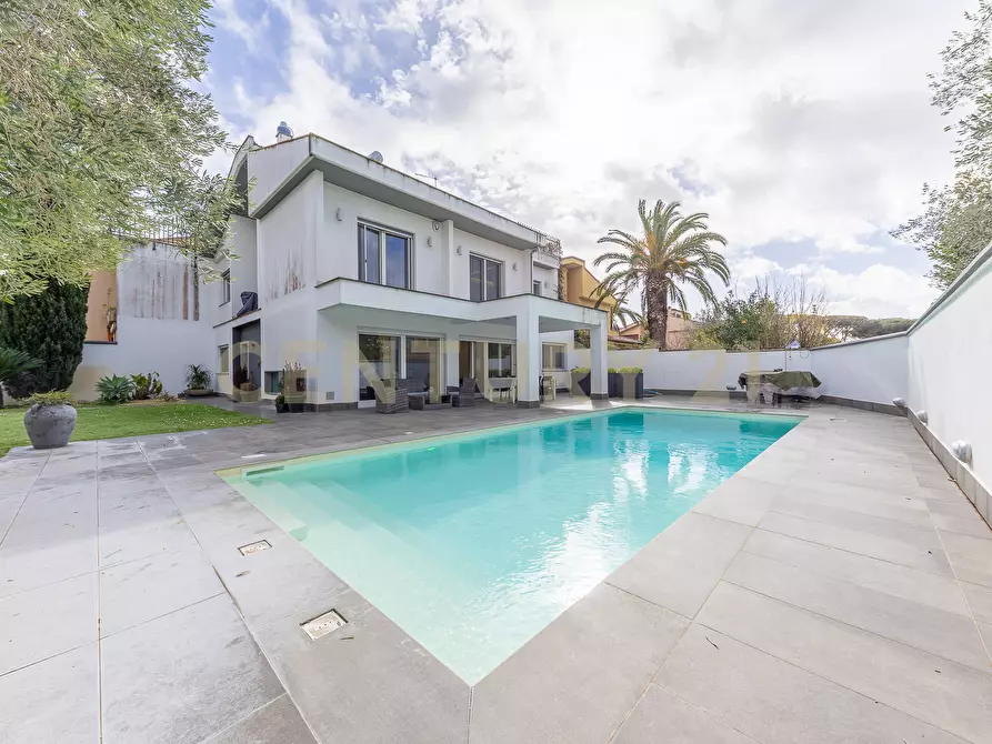 Immagine 5 di Villa in affitto  in Via Bedollo 117 a Roma