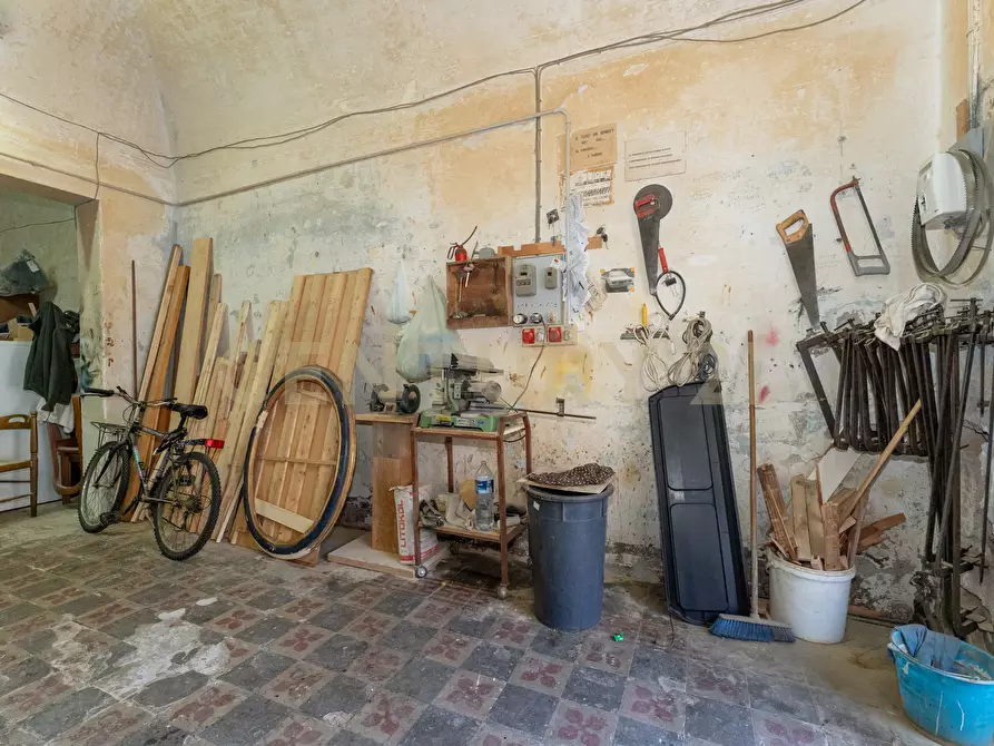 Immagine 17 di Bilocale in vendita  in Via Celeste 71 a Catania