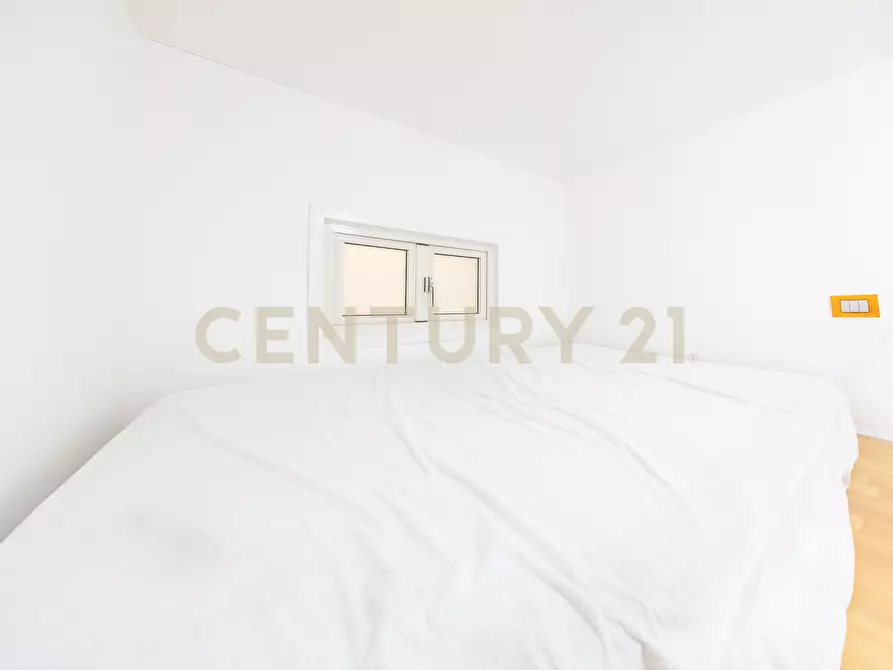 Immagine 14 di Trilocale in vendita  in Piazza Pia 10 a Anzio