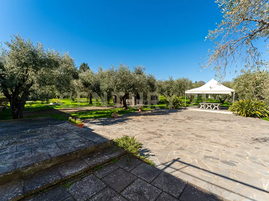 Immagine 38 di Villa in vendita  in Strada Comunale Calderara 5 a Randazzo