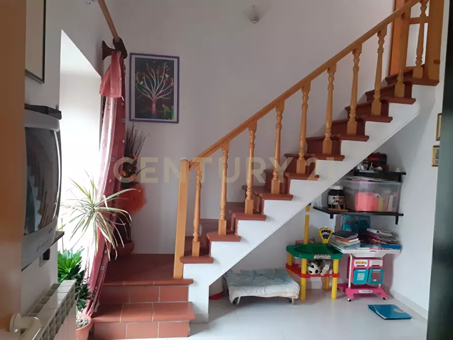 Immagine 4 di Trilocale in vendita  in Via delle Mura 9 a Isola Del Giglio