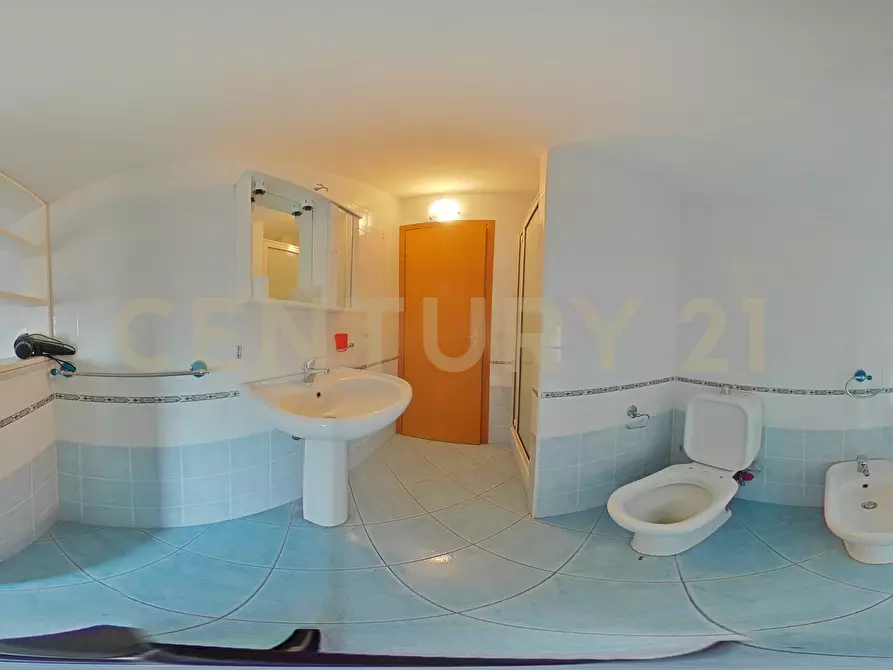 Immagine 111 di Mansarda in vendita  in Via Spiaggia 39 a Mascali