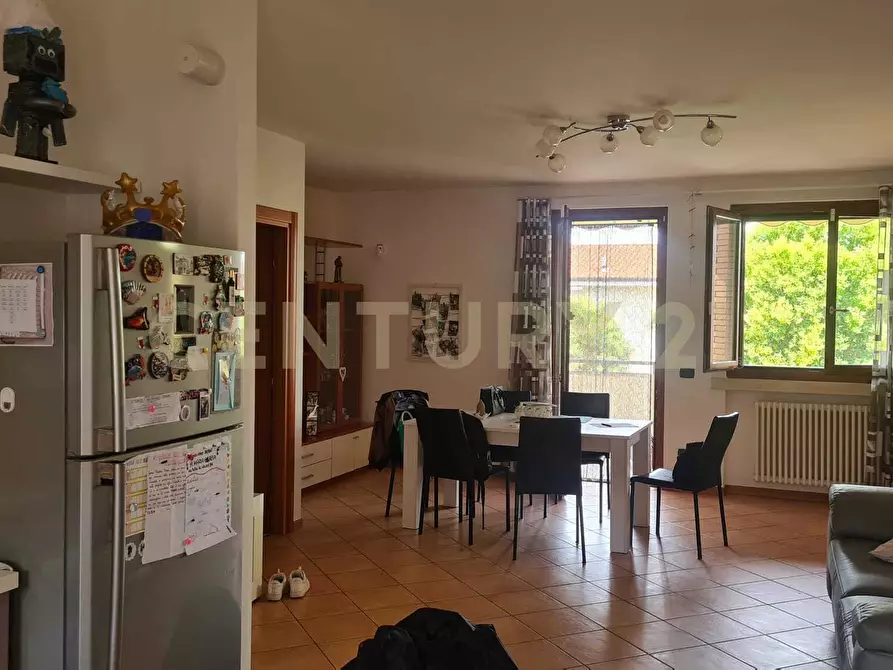 Immagine 1 di Trilocale in vendita  in Via XXV Aprile 3 a Castelnuovo Del Garda