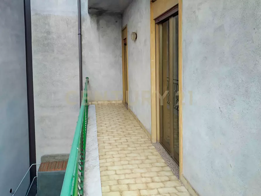 Immagine 19 di Appartamento in vendita  in Via Corinto 30 a Adrano
