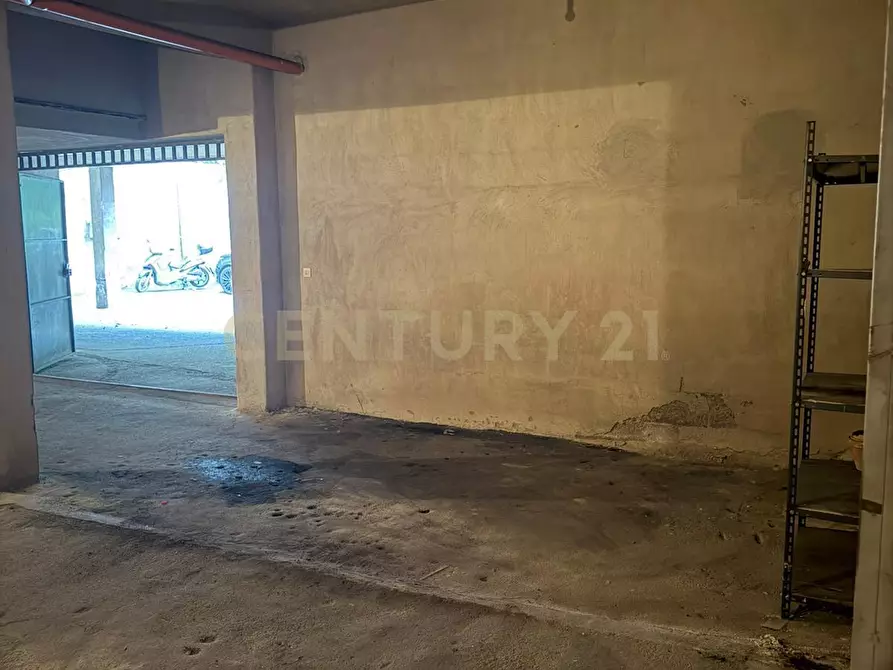 Immagine 4 di Garage in vendita  in Via Immacolata 37 a Catania
