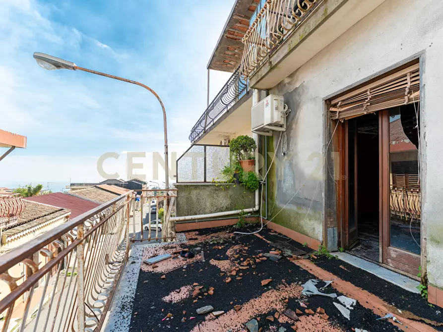 Immagine 6 di Attico in vendita  in via guglielmo marconi 26 a Zafferana Etnea