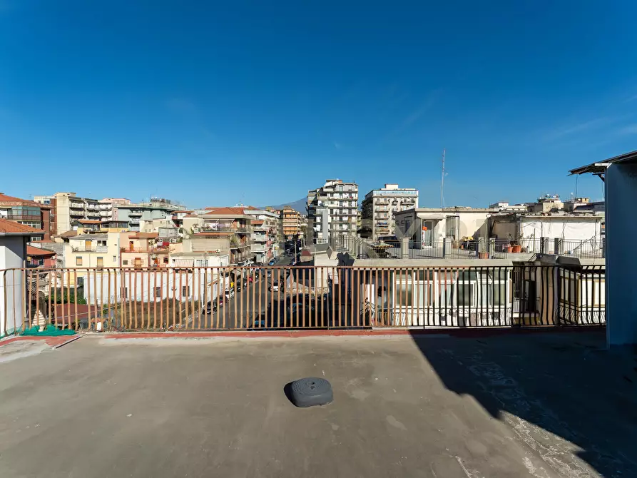 Immagine 47 di Quadrilocale in vendita  in Via Federico Confalonieri 9 a Catania