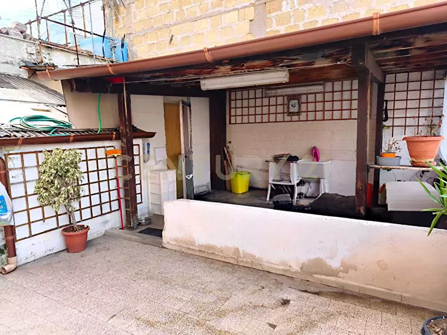 Immagine 13 di Bilocale in vendita  in Via Scillato 34 a Palermo