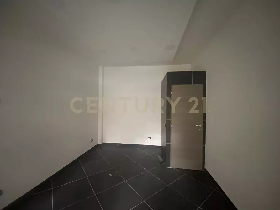 Immagine 4 di Locale commerciale in affitto  in Via Ingegnere 17 a Catania