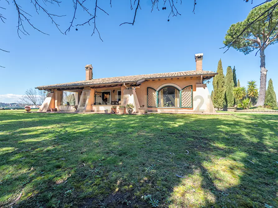 Immagine 25 di Villa in vendita  in Via Santa Lucia 1900 a Morlupo