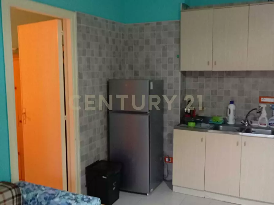 Immagine 5 di Bilocale in vendita  in Via Porticato a Giardini-Naxos