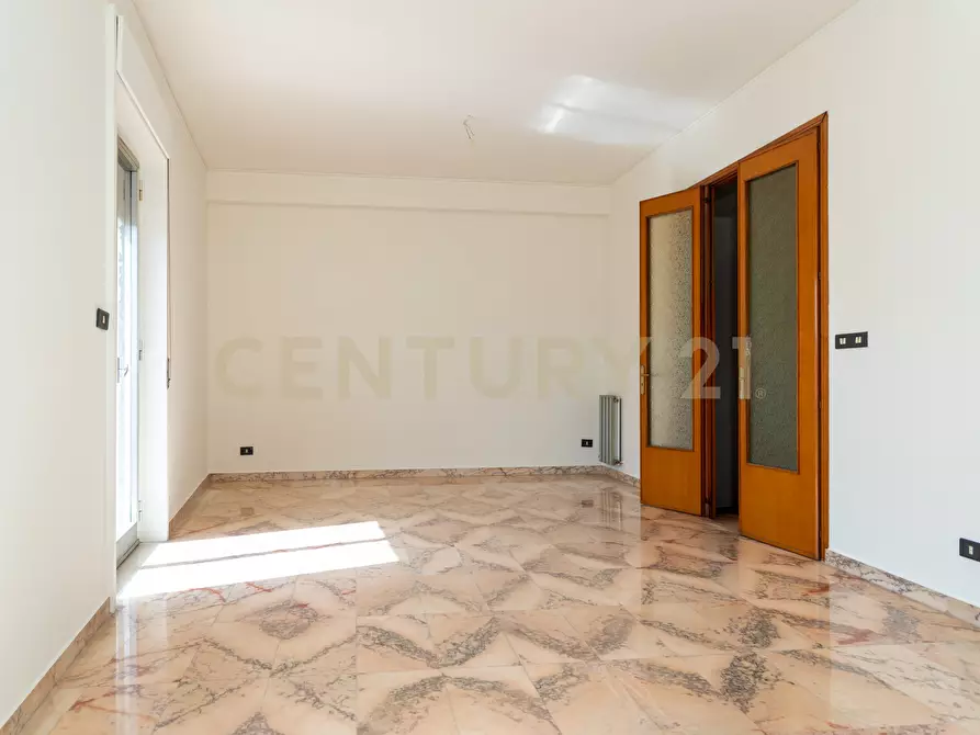 Immagine 40 di Pentalocale in affitto  in Viale Lorenzo Bolano 45 a Catania