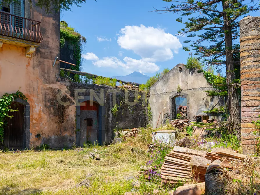 Immagine 14 di Rustico / casale in vendita  in Via Roccamena 84 a Acireale