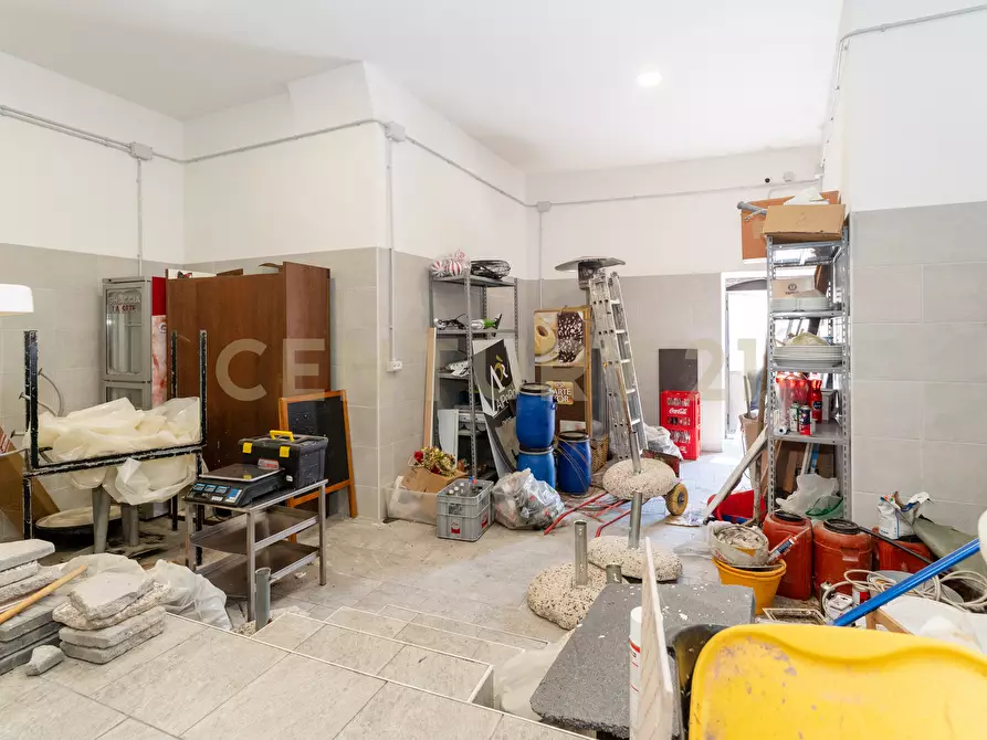 Immagine 27 di Casa indipendente in vendita  in Via Giuseppe Garibaldi 68-70-72 a Nicolosi