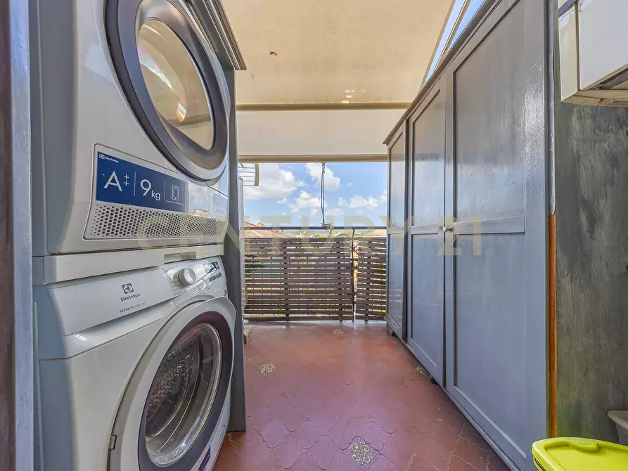 Immagine 39 di Appartamento in vendita  in Via Bevagna 68 a Roma