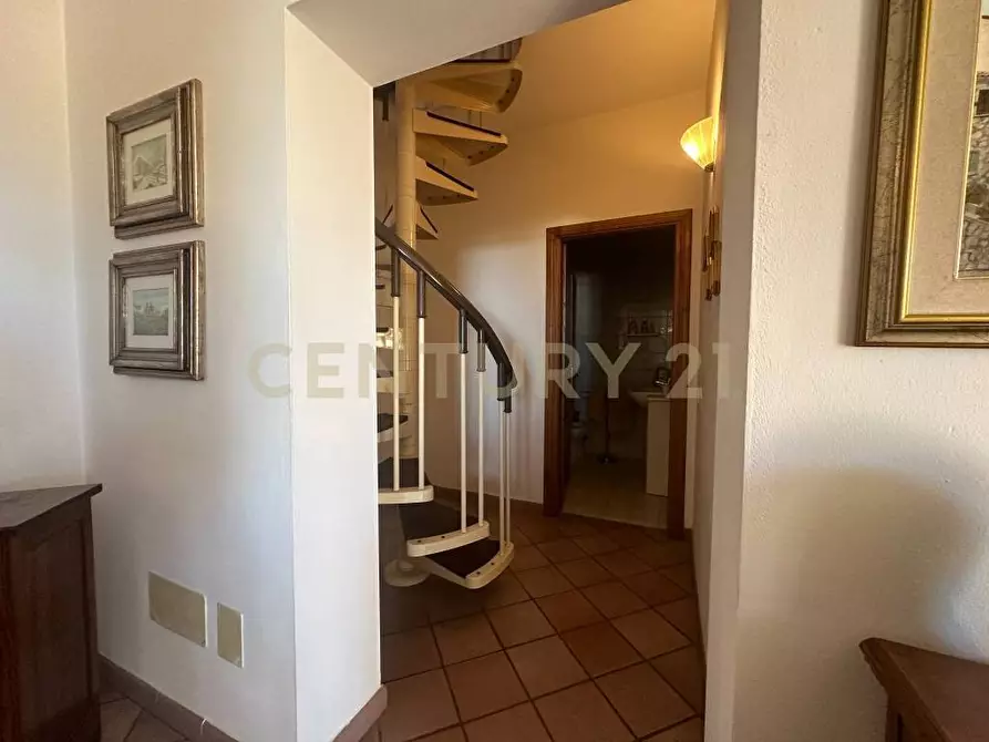 Immagine 15 di Villa in vendita  in Via Dante Alighieri a Semproniano