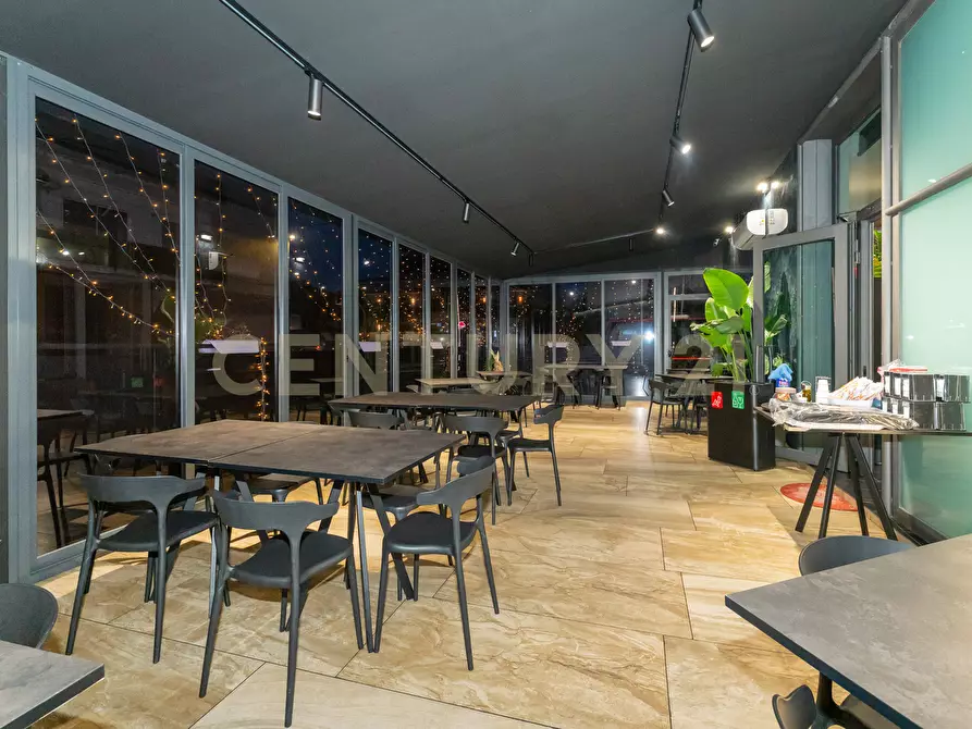 Immagine 43 di Attività commerciale in vendita  in Corso Indipendenza 131 a Catania