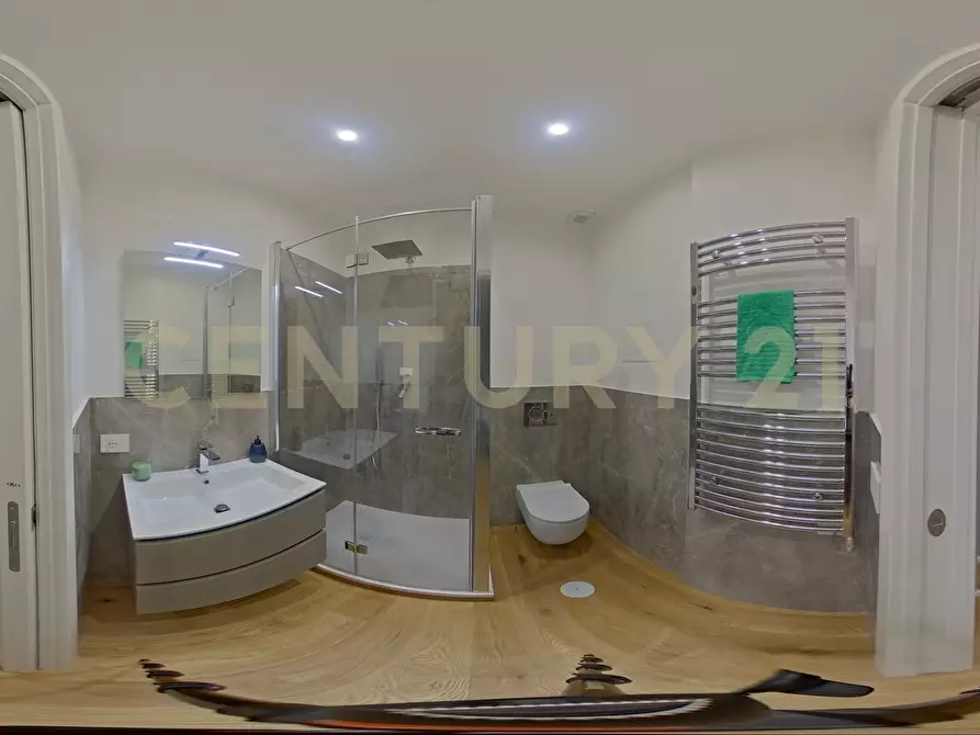 Immagine 27 di Loft/Open space in vendita  in Via dell'Olmata 30 a Roma