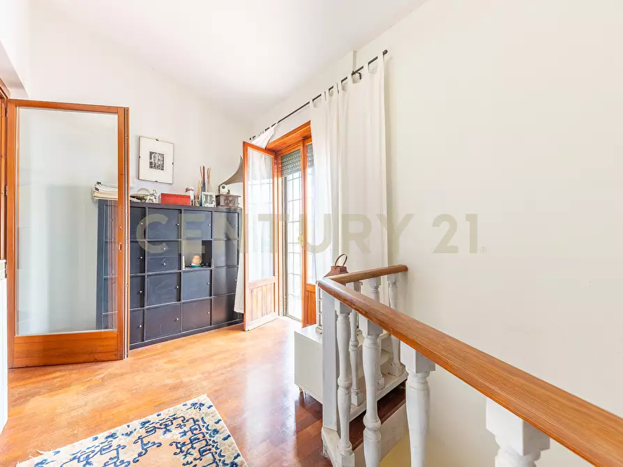 Immagine 39 di Villa in vendita  in Via Calabria 4 a Ardea