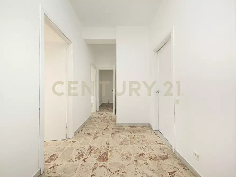 Immagine 9 di Quadrilocale in vendita  in Via Luigi Capuana 42 a Tremestieri Etneo