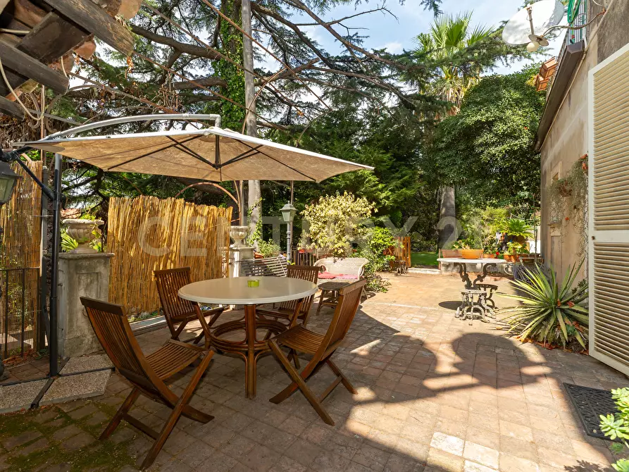 Immagine 3 di Villa in vendita  in Via Pulei 25 a Mascalucia