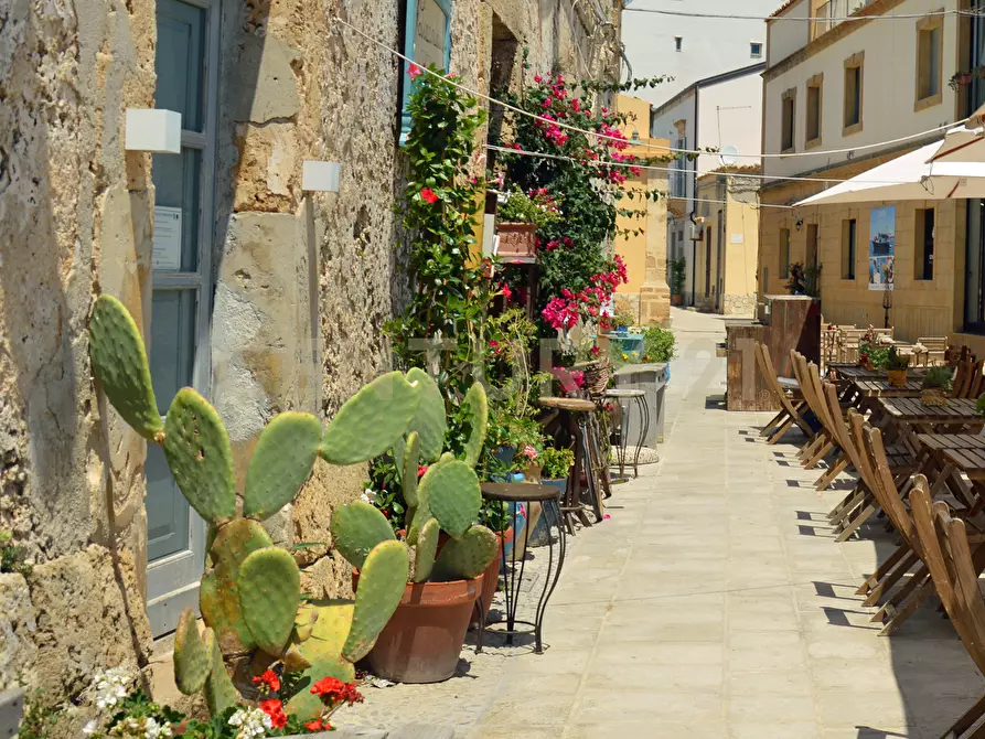 Immagine 60 di Casa indipendente in vendita  in VIALE ROSANNA a Noto