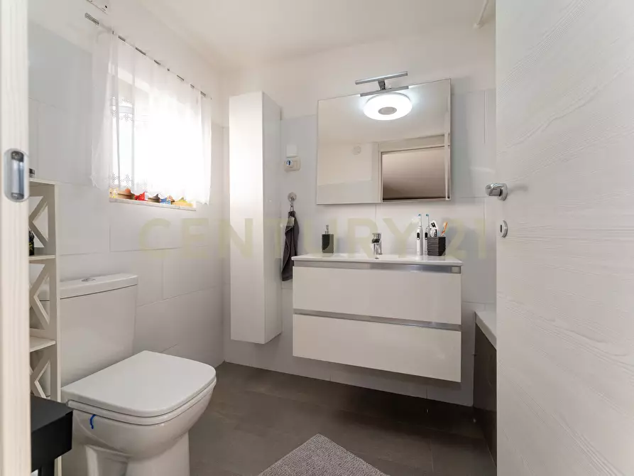 Immagine 25 di Porzione di casa in vendita  in Via XXXI Maggio 34 a Catania