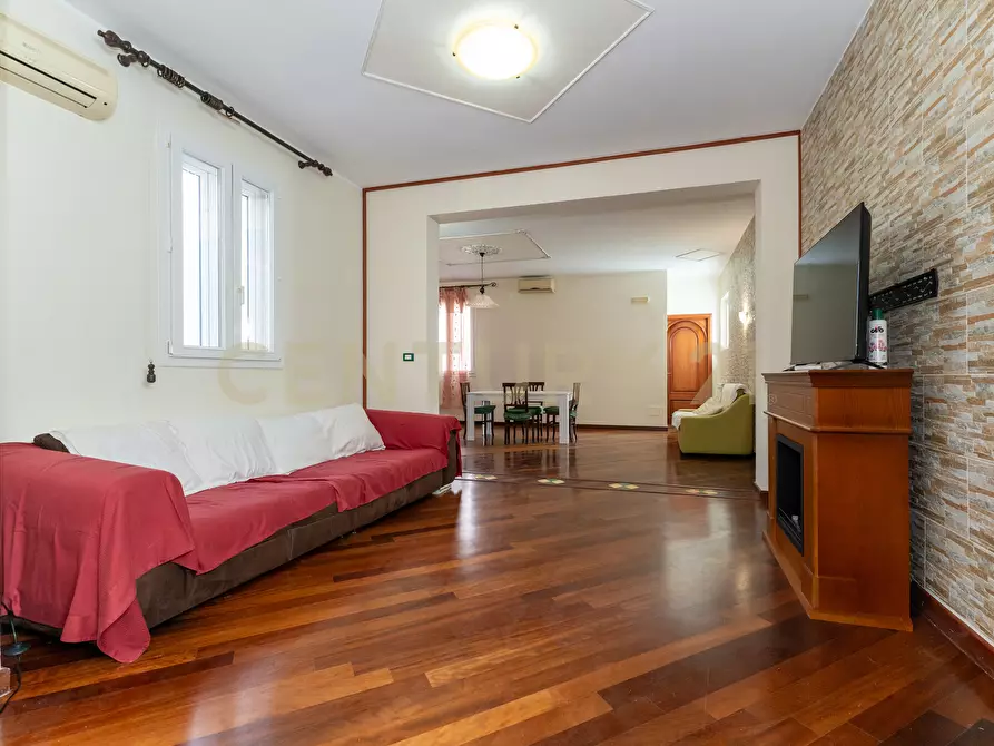 Immagine 12 di Quadrilocale in vendita  in Via Epicarmo 344 a Augusta