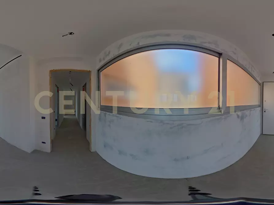 Immagine 5 di Quadrilocale in vendita  in Via dell'Olmata 30 a Roma