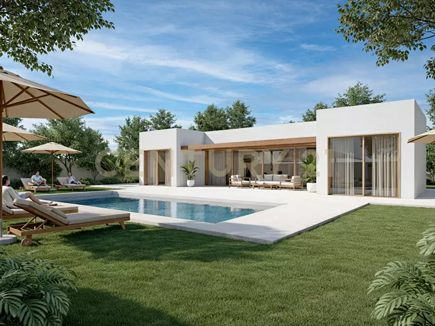 Immagine 1 di Villa in vendita  in Fontane Bianche a Siracusa