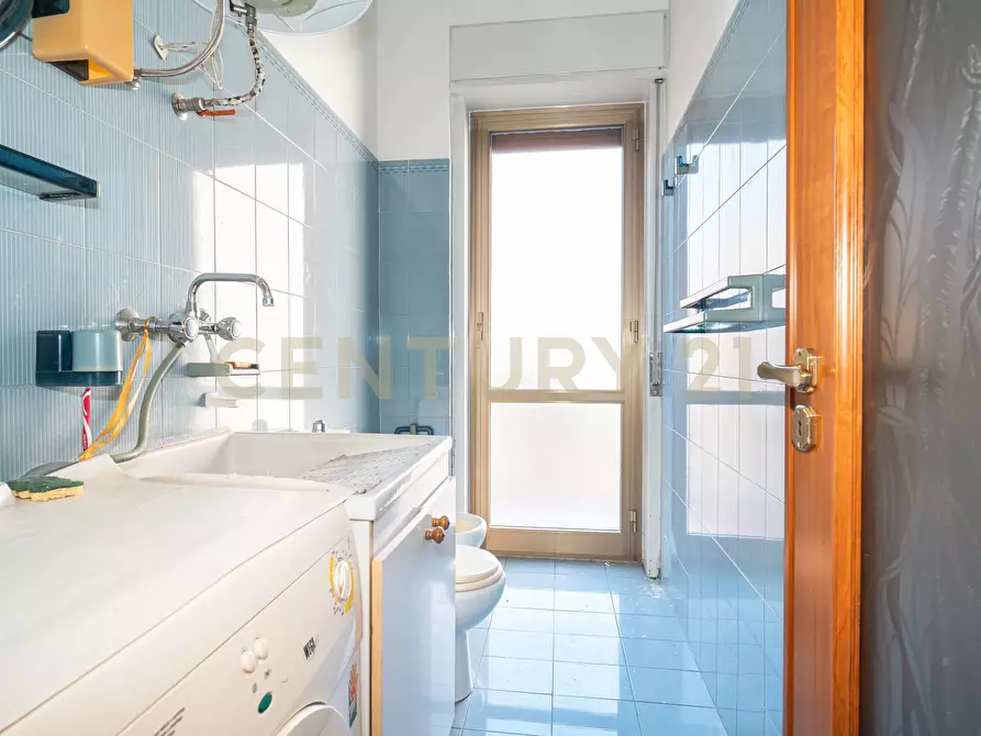 Immagine 14 di Pentalocale in vendita  in Via Santa Maria della Stella 20 a Catania