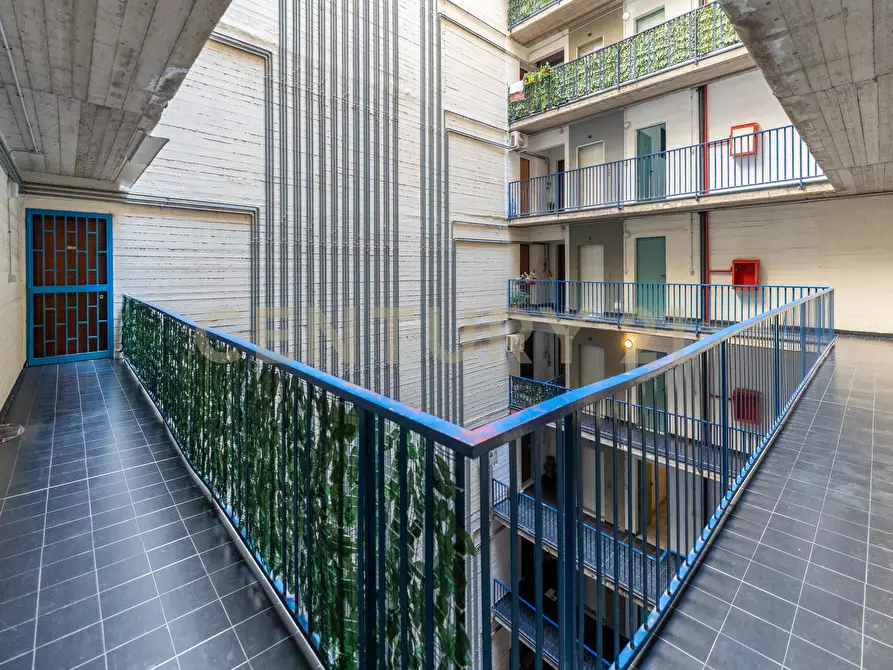 Immagine 49 di Quadrilocale in vendita  in Viale San Teodoro 7 a Catania