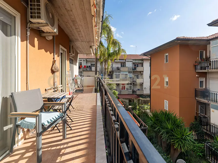 Immagine 39 di Trilocale in vendita  in Via Tremestieri 16 a Mascalucia