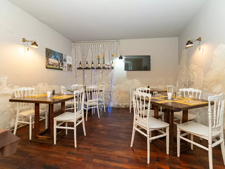 Immagine 20 di Locale commerciale in vendita  in Via Monsignor Ventimiglia snc a Catania