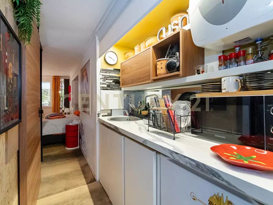 Immagine 16 di Bilocale in vendita  in Via Vittorio Emanuele Orlando 125 a Catania