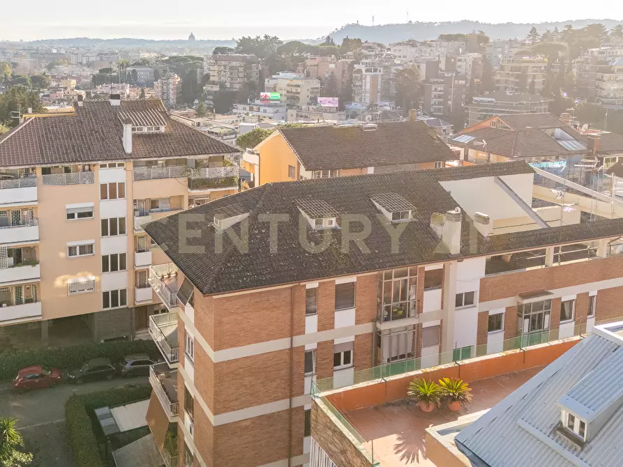 Immagine 51 di Attico in vendita  in Via Francesco Borgatti 18 a Roma