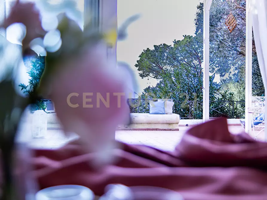 Immagine 31 di Villa in vendita  in Via Tuoro 11 a Capri