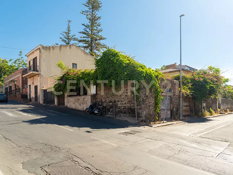 Immagine 61 di Villa in vendita  in Via Galermo 152 a Catania