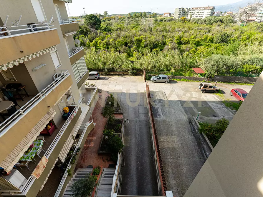 Immagine 25 di Quadrilocale in vendita  in Via Garibaldi 224 a Calatabiano