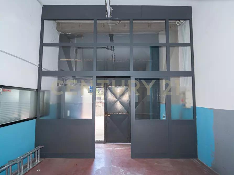 Immagine 21 di Attività artigianale in vendita  in Viale San Teodoro 4i a Catania
