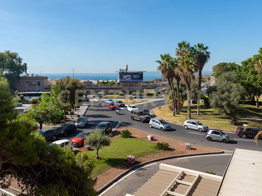Immagine 53 di Pentalocale in affitto  in Piazza Europa 13 a Catania