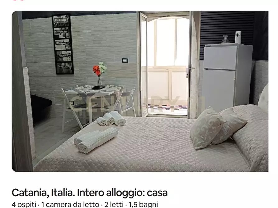Immagine 2 di Casa indipendente in vendita  in Via Ortolani 22 a Catania