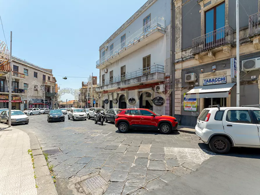 Immagine 27 di Tabaccheria in vendita  in Piazza Grande 11 a Catania