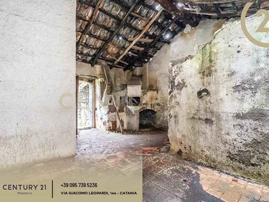 Immagine 22 di Rustico / casale in vendita  in Via Alessandro Manzoni 152 a Viagrande